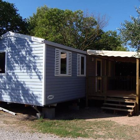 Camping Les Amandiers - Maeva Hotell Gallargues-le-Montueux Eksteriør bilde